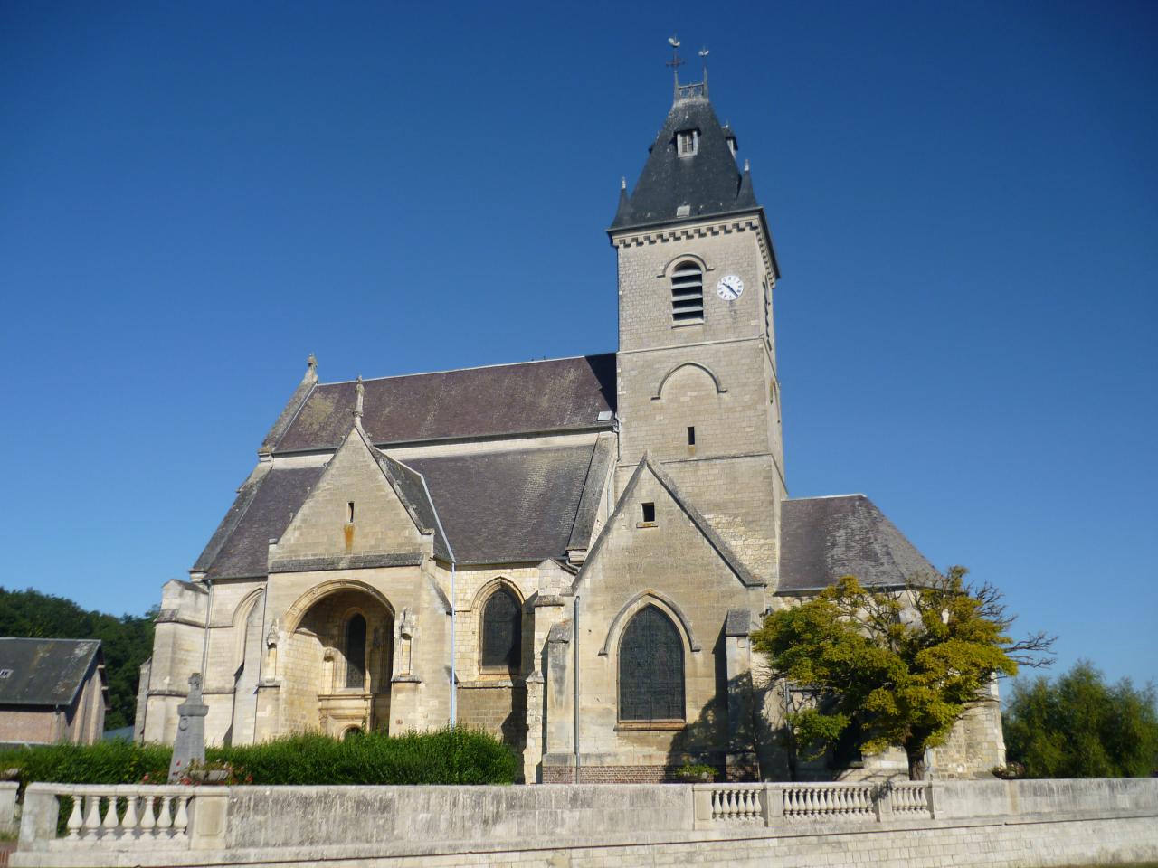 Eglise_romane_&_transition_gothique_de_Croix-Moligneaux